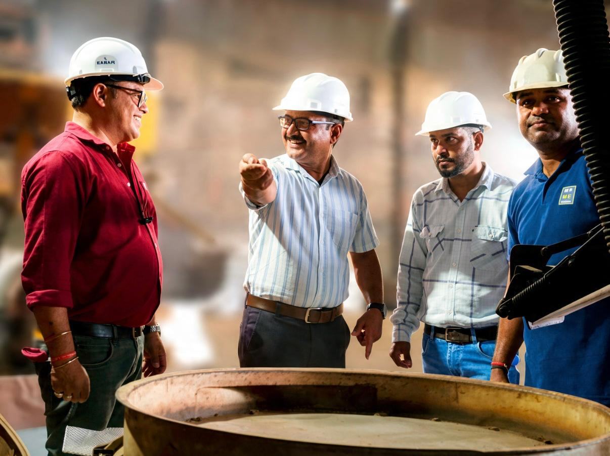 4-8 hours every day. That's how much productive time a manual shot blasting booth can lose just recovering and segregating abrasives.